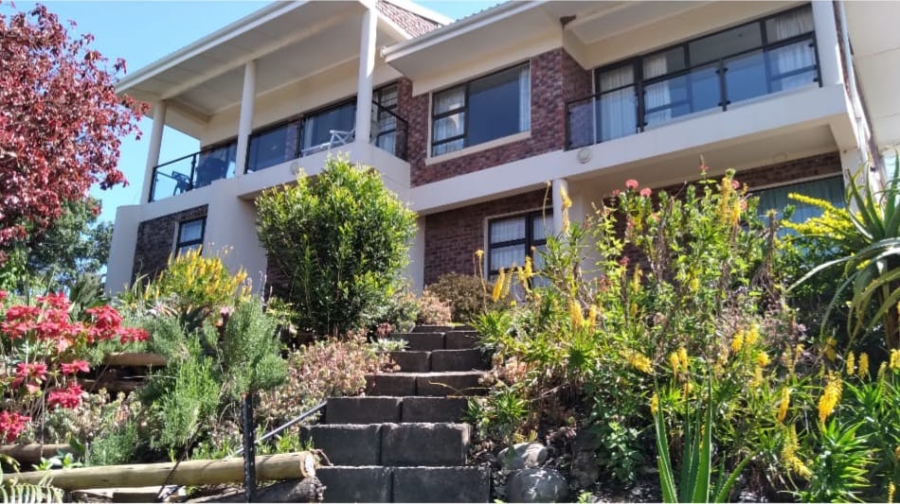 6 Bedroom Property for Sale in Morgans Bay Eastern Cape